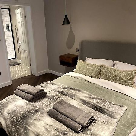 The Retreat, Luxury Studio Apartment In Bath With Parking Екстер'єр фото