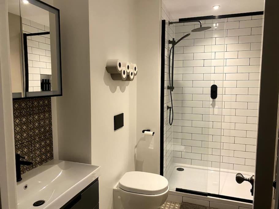 The Retreat, Luxury Studio Apartment In Bath With Parking Екстер'єр фото